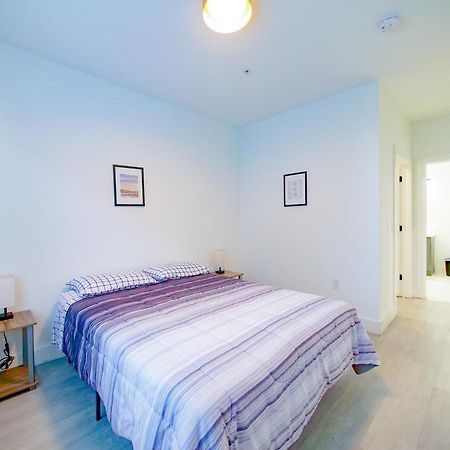New Modern Serenity- 2Br Retreat Near New York City ベイヨン エクステリア 写真
