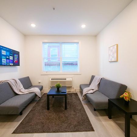 New Modern Serenity- 2Br Retreat Near New York City ベイヨン エクステリア 写真